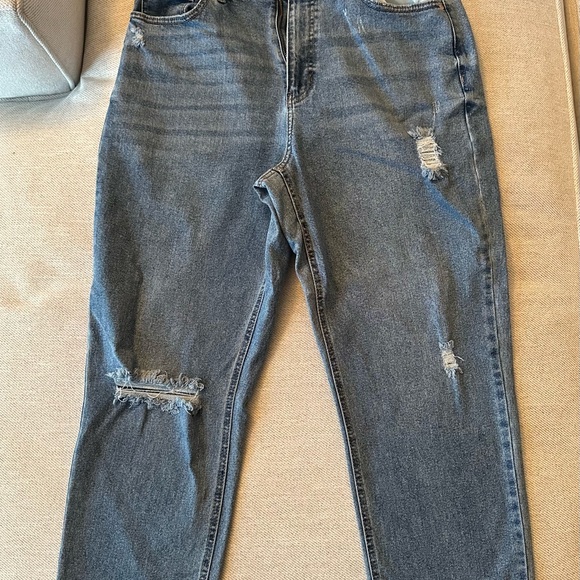 And Now This High Rise Mom Jeans - Picture 2 of 4